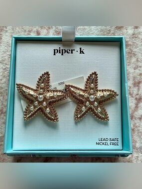 Piper·K Gold Starfish Earrings with Pearls